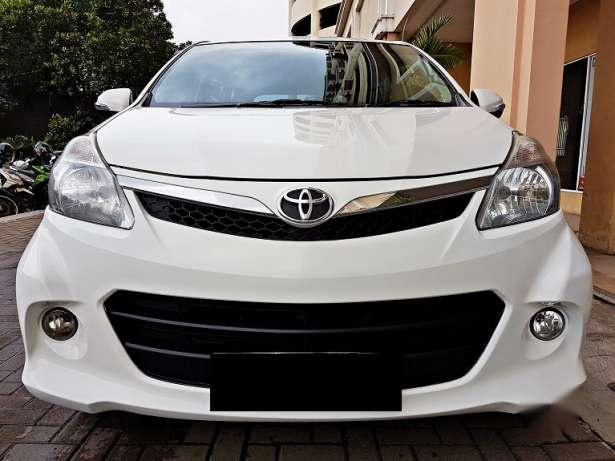 Dijual Mobil Toyota Avanza Veloz MPV Tahun 2012