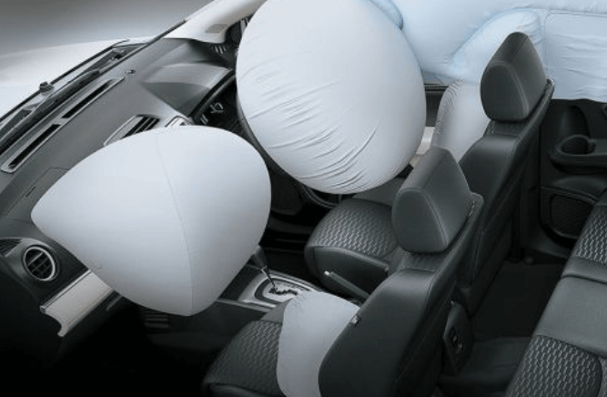 Keamanan di Balik Kemudi: Mengupas Fitur Airbag pada Toyota Rush