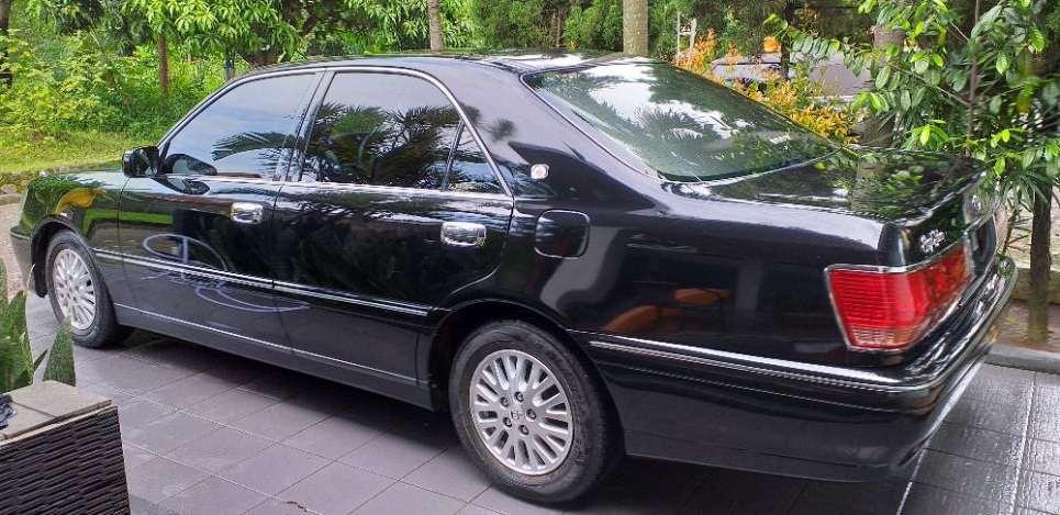 Jual Toyota Crown 2002 harga baik 408878