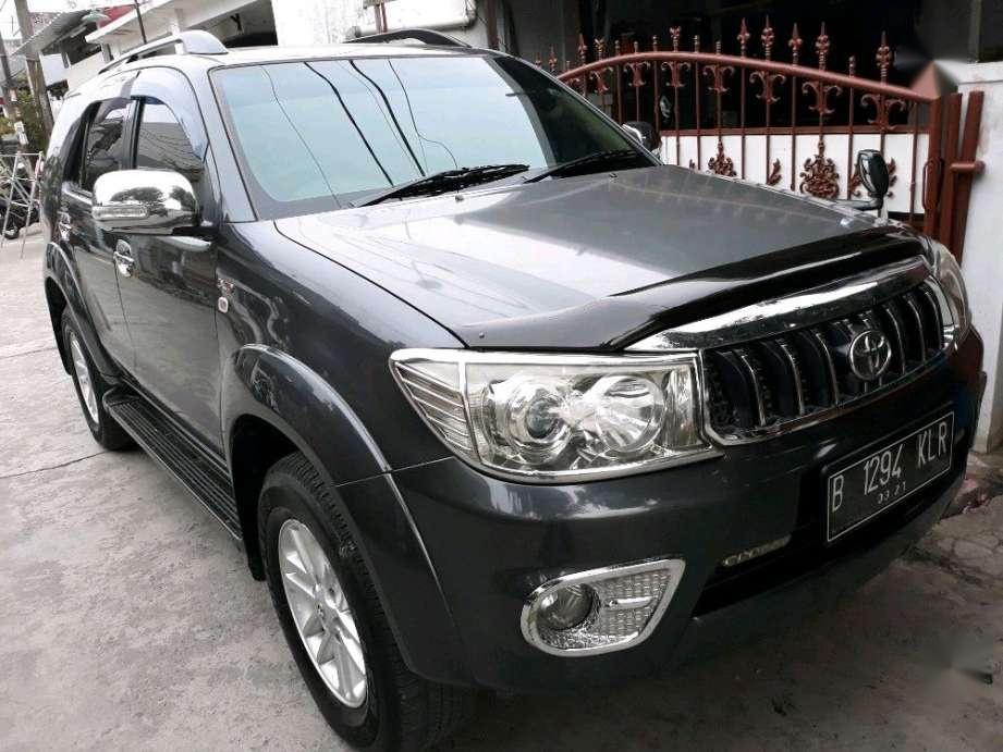 Jual Toyota Fortuner  2010 Manual  609680