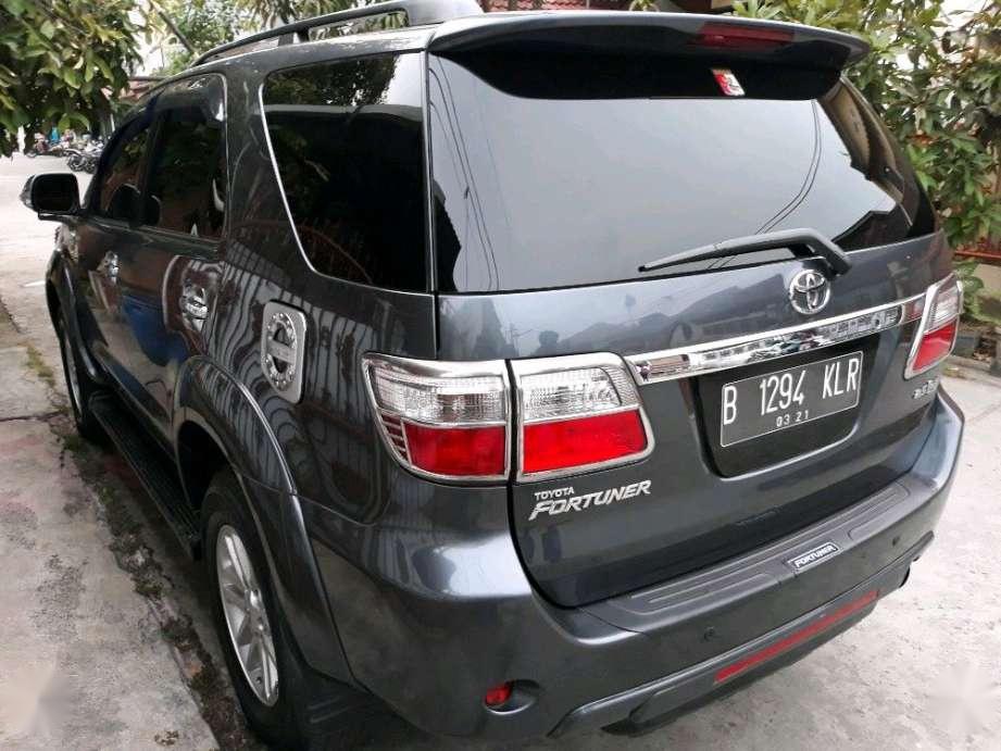 Jual Toyota Fortuner  2010 Manual  609680