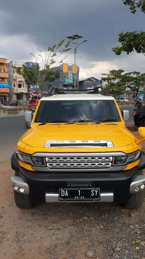 Jual Toyota FJ Cruiser harga baik 734718