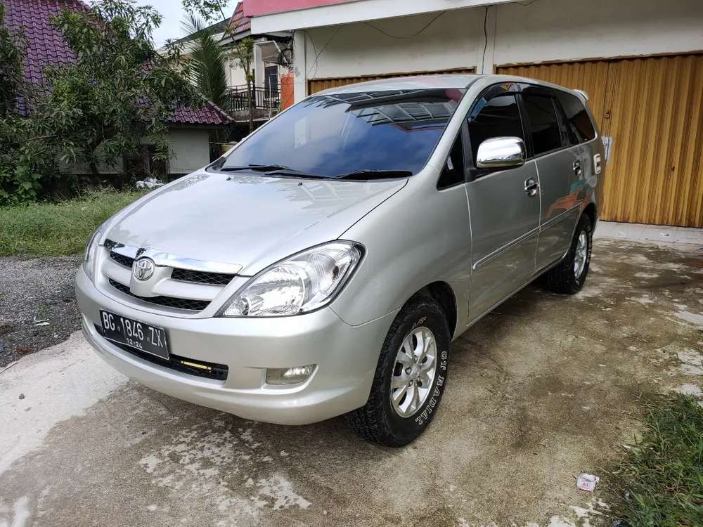 Jual Toyota Kijang Innova 2004, KM Rendah 780936