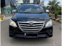 Toyota Kijang Innova E bebas kecelakaan