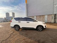 Toyota Venturer 2021 bebas kecelakaan