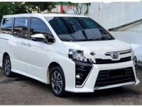 Jual Toyota Voxy 2021, KM Rendah