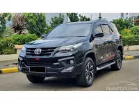 Toyota Fortuner TRD dijual cepat