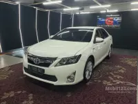 Butuh uang jual cepat Toyota Camry 2013