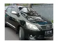 Butuh uang jual cepat Toyota Kijang Innova 2013