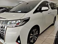 Toyota Alphard 2019 bebas kecelakaan