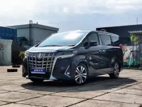 Toyota Alphard 2020 bebas kecelakaan