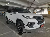 Jual Toyota Sportivo 2018, KM Rendah