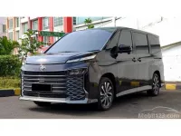 Jual Toyota Voxy 2022, KM Rendah