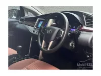 Butuh uang jual cepat Toyota Kijang Innova 2019