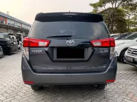 Butuh uang jual cepat Toyota Kijang Innova 2022