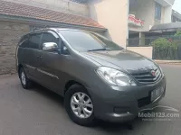 Toyota Kijang Innova E 2.0 bebas kecelakaan