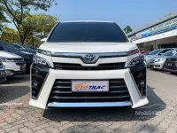 Jual Toyota Voxy 2018 