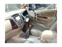 Jual Toyota Kijang Innova 2006 