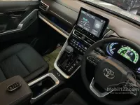 Toyota Kijang Innova 2023 dijual cepat