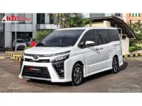 Jual Toyota Voxy 2019, KM Rendah