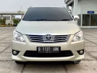 Jual Toyota Kijang Innova 2012, KM Rendah