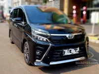 Jual Toyota Voxy 2018, KM Rendah
