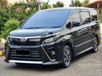Butuh uang jual cepat Toyota Voxy 2019