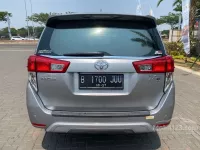 Butuh uang jual cepat Toyota Kijang Innova 2017
