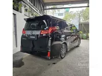 Jual Toyota Alphard 2017 