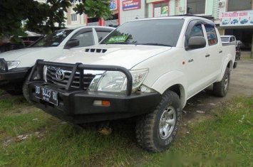 Toyota Hilux Double Cabin 2012 44217