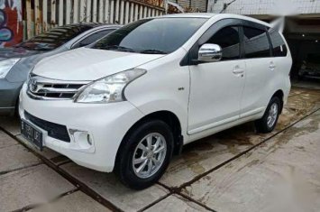 Toyota Avanza G Manual Putih Tahun 2014 160607