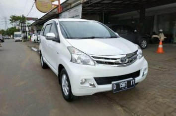 Jual Toyota Avanza 2014 Manual 444036
