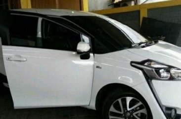 Jual Toyota Sienta V 2017 Pmk Matic //SHIFA