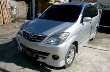 Toyota Avanza S AT 2011