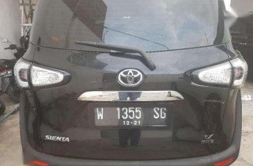 Toyota Sienta V 2016