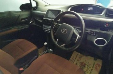 Toyota SIENTA V cvt 2016 autometic