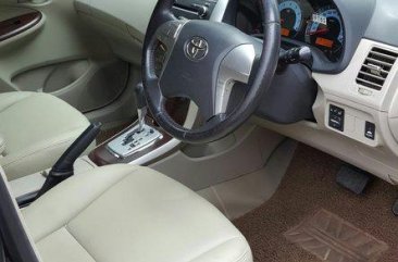 Jual Toyota Corolla Altis 1,8 G 2013 warna Hitam 