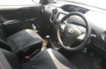 Toyota Etios Valco E 2013 Hatchback