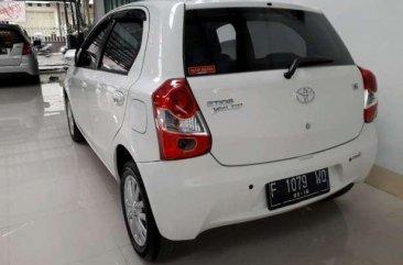 Toyota Etios Valco manual 2013