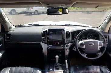 Toyota Land Cruiser Full Spec E 2012 SUV