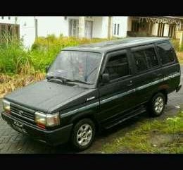 Toyota Kijang 1995