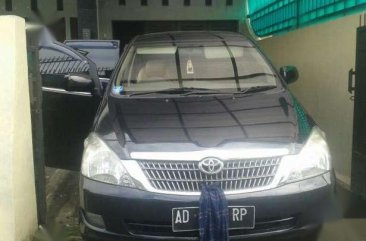 Toyota Kijang Innova G 2005