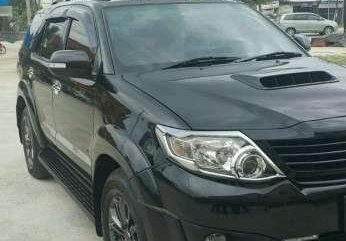 Mobil Toyota Fortuner 2.5 G AT 2014