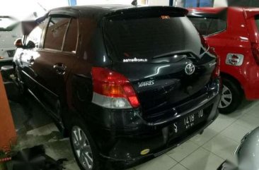Toyota Yaris S Limited 2011