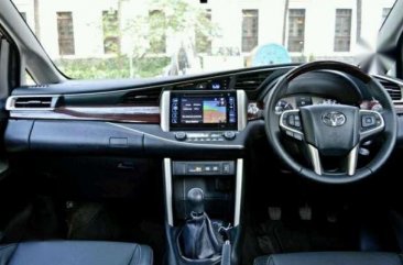 Toyota Kijang Innova Venturer MT Tahun 2017 Manual