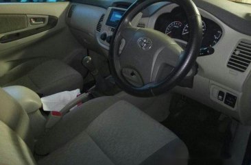  Toyota Kijang Innova 2.0E 2015 MPV