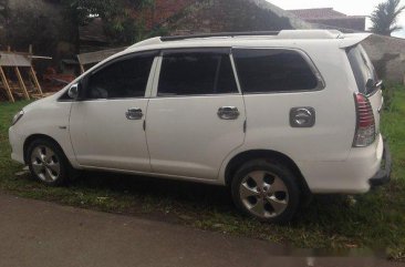  Toyota Kijang Innova 2008