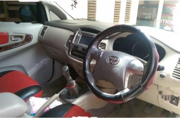 Toyota Kijang Innova V Luxury 2012 MPV