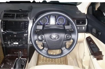 Toyota Camry V 2018 Sedan