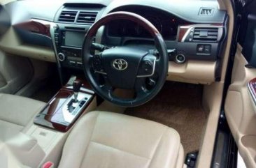 Toyota Camry V 2.5 2012 Matic Warna Hitam 